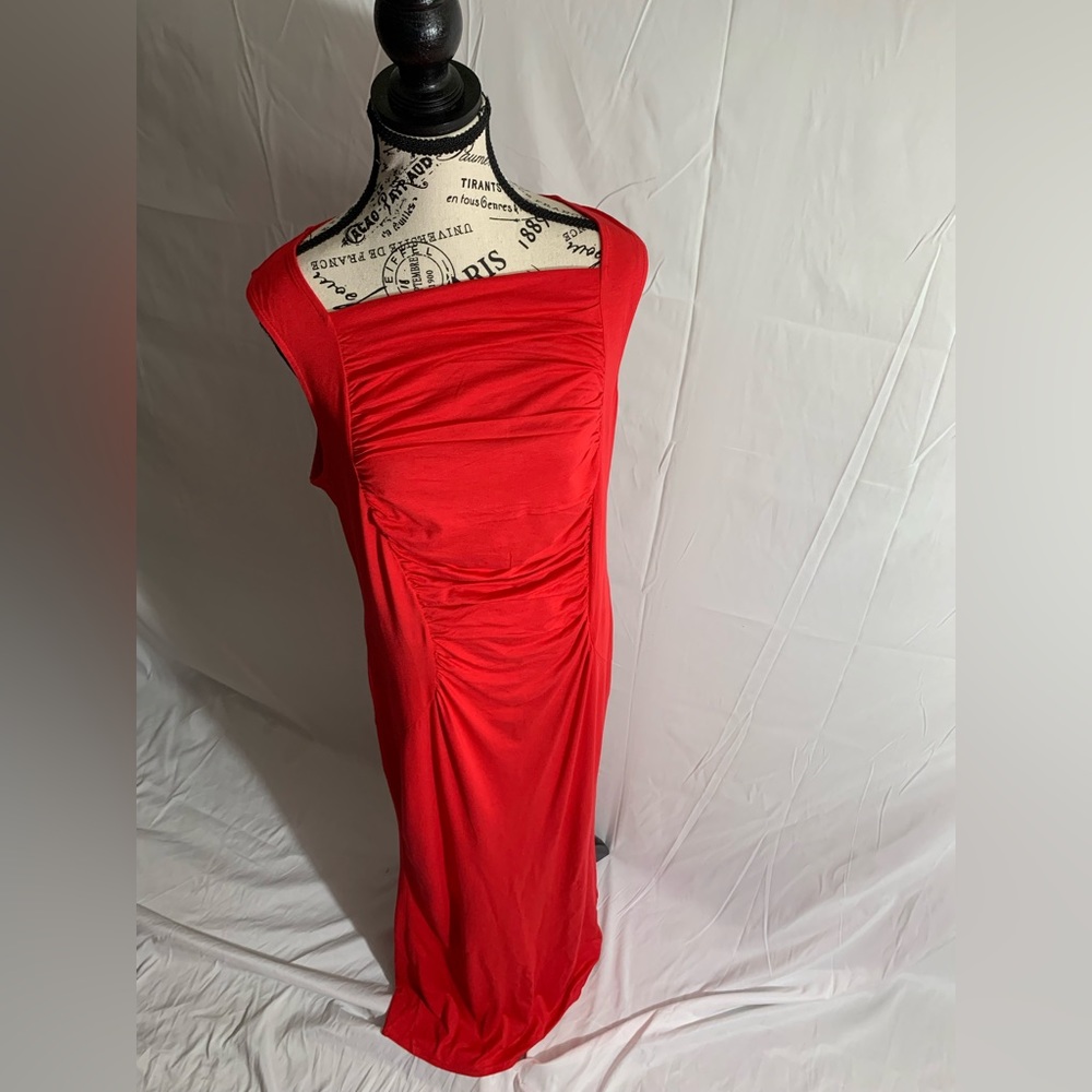 Venus sleeveless long red dress accentuates waistline.Stretchy, fitted bodice XL